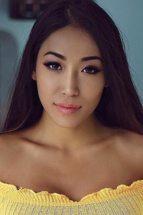 Rebecca Chen as Mia