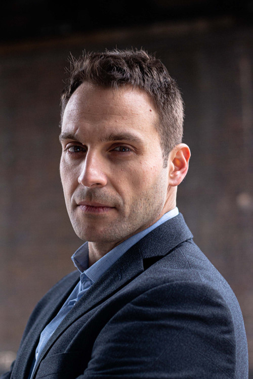 Mladen Petrov as Bodyguard