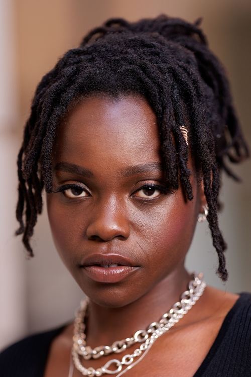 Tracy Gotoas as Liana