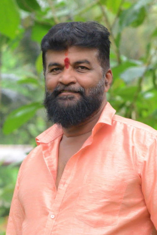 SN Gopiraj Beejadi as Paandu