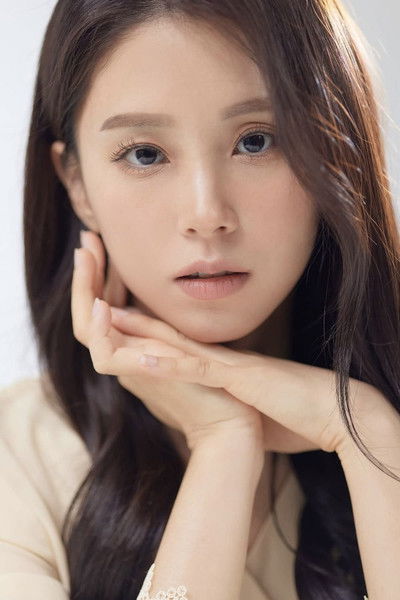 Kim Ga-bin as Yeon-ju