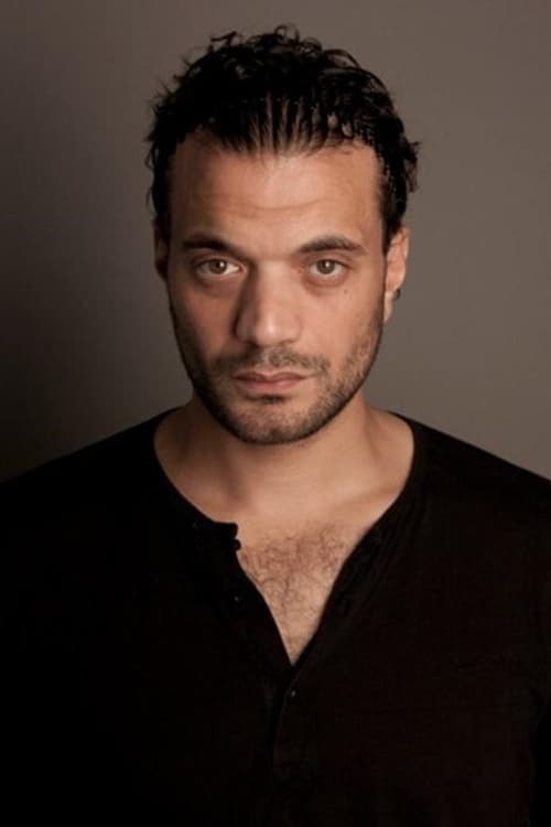 Mohamed Makhtoumi as Le dealer