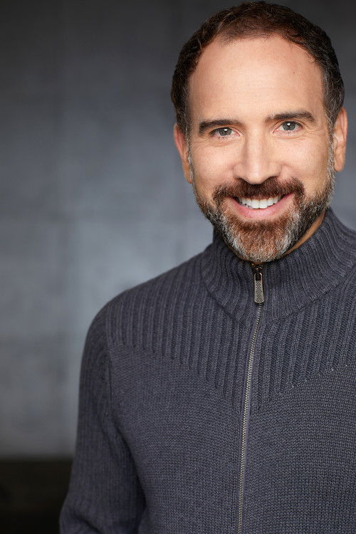 César Gamiño as Rafael