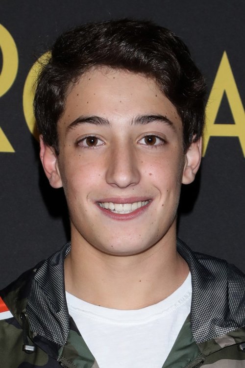 Diego Cortina Autrey as Toño