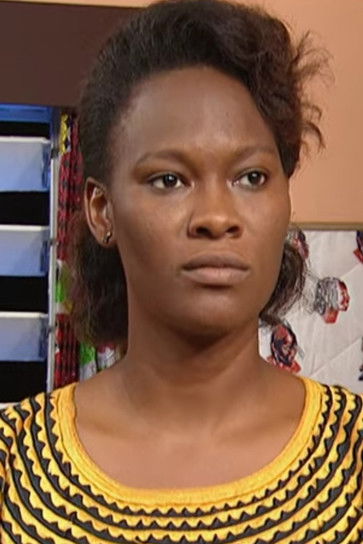 Christianne SYLONG as Angélique