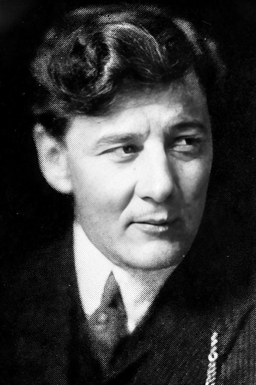 Robyn Adair as Kaura - Tribal Sub-Chief