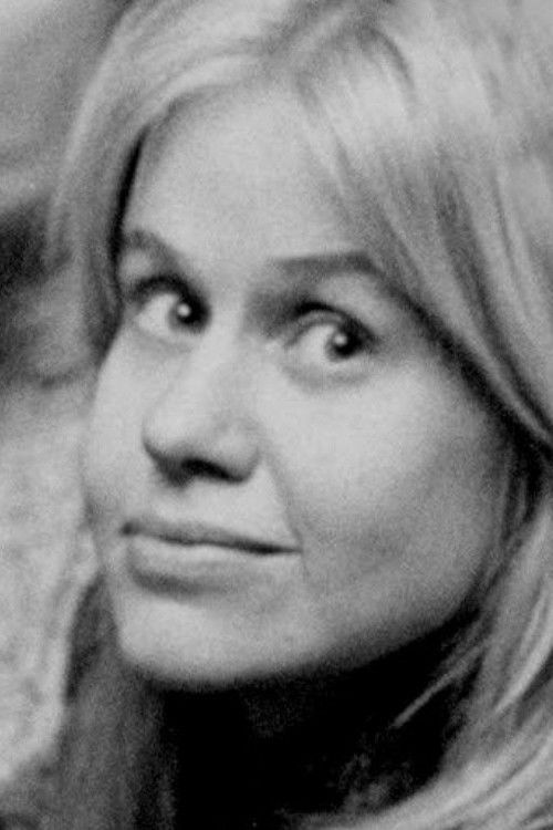 Birgitta Stahre as Mary