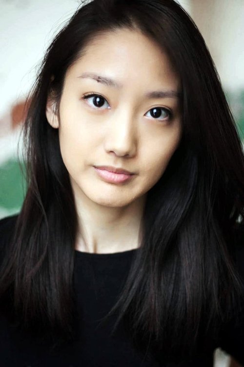 Juliet Kim as Ling