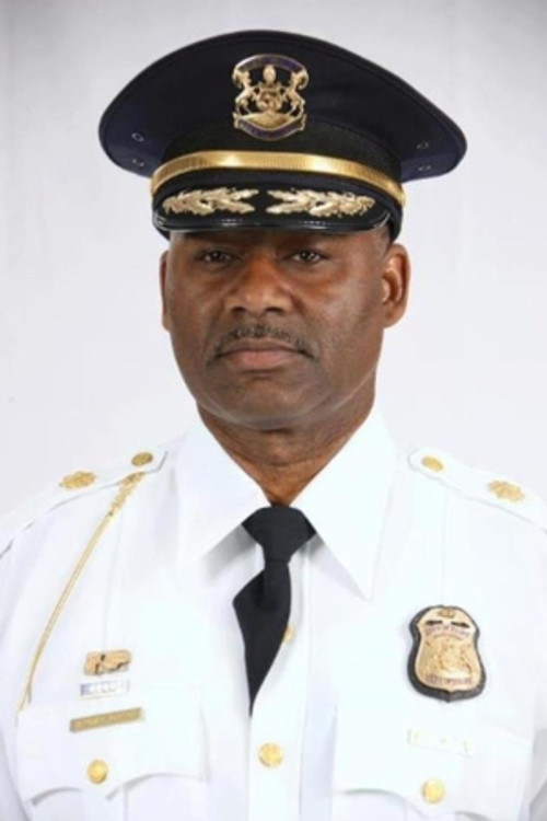 Timothy Johnson as Himself - Flint Chief of Police