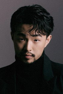 Chang Jiahao as Cat Eye