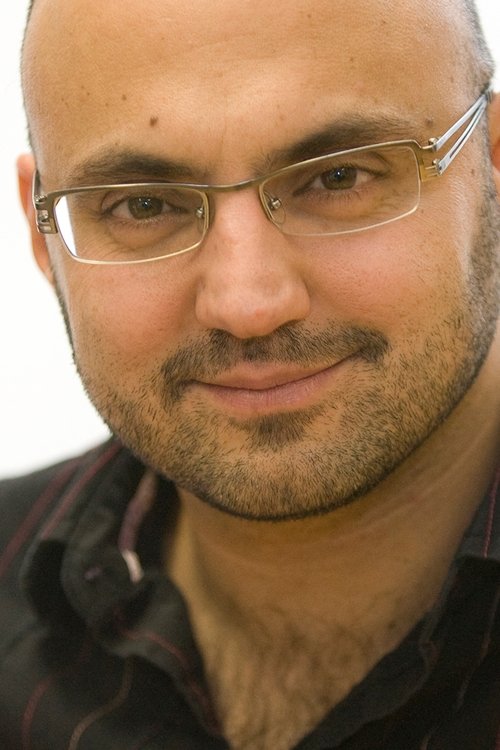 Stéphane Moukarzel as Carlos