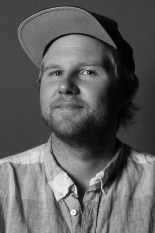 Max Bierhals as Security Guard #1