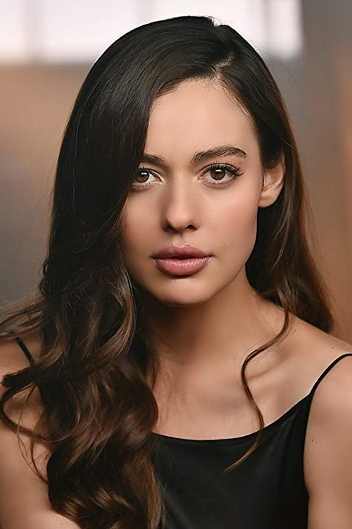 Tiana Tuttle as Melanie