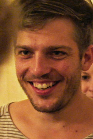 Gregor Müller as Paul