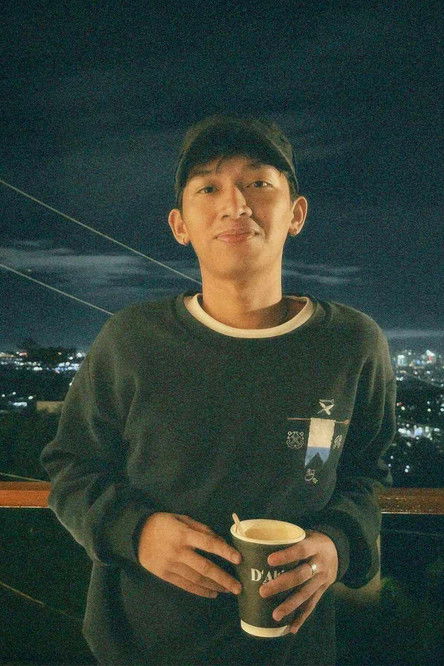 Khert Gabayeron as Tonyo