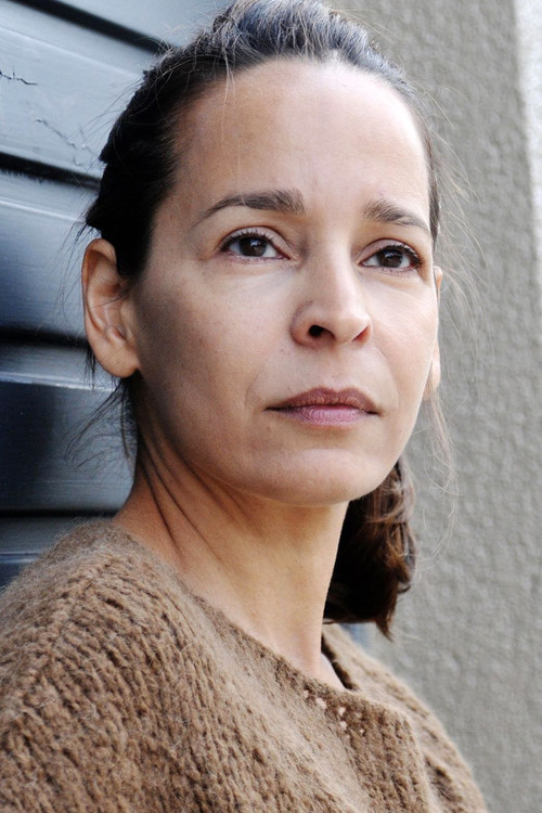 Katja Hiller as Voice Cell Phone