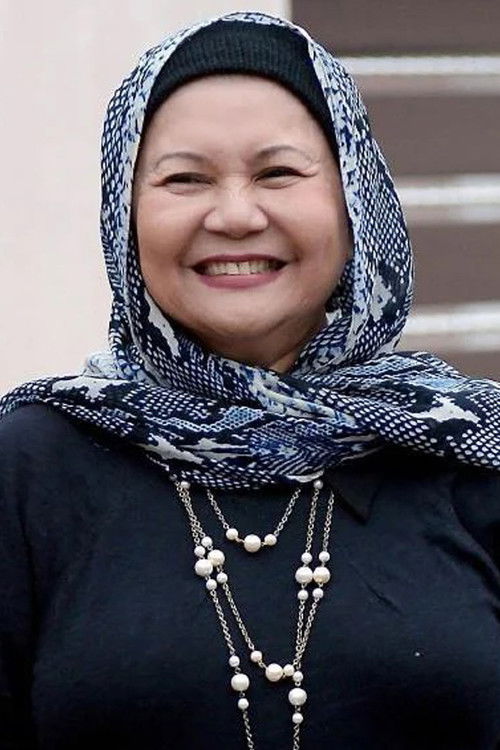 Raja Azmi as Cik Yam