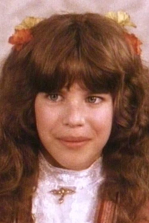 Katja Augustin as Isabella