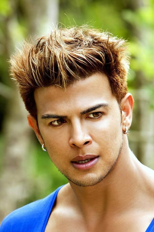 Sahil Khan as Chantu