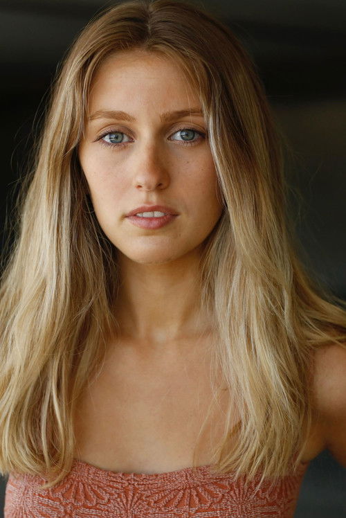 Kyra McAlister as Daughter