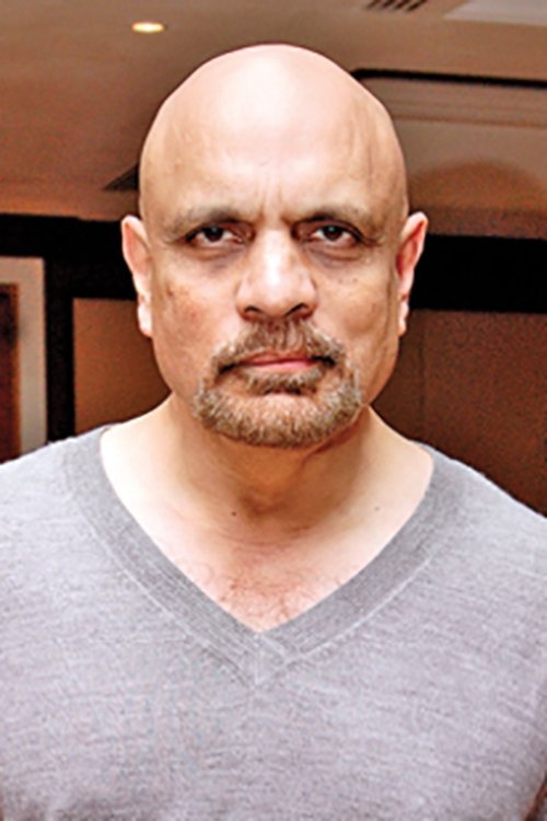 Bharat Dabholkar as CM Purushothaman