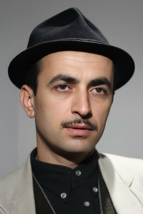 Orhan Aykanat as 