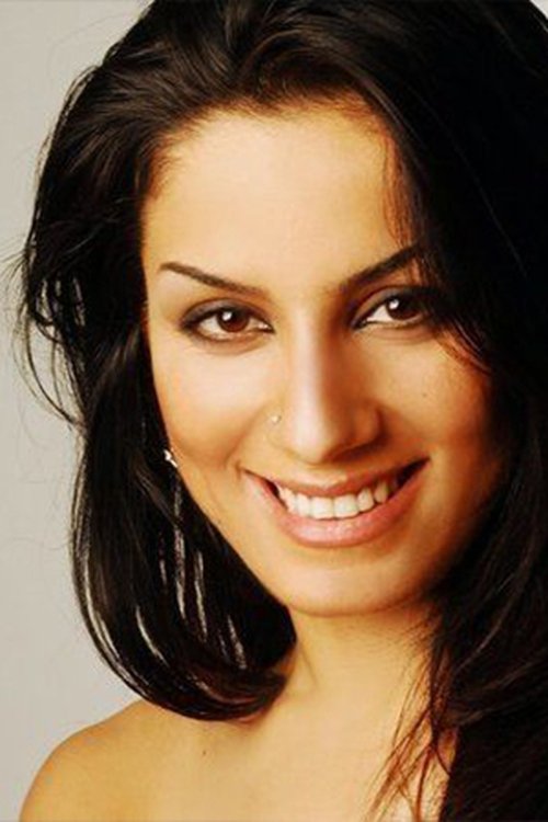 Nawar Youssef as مايا