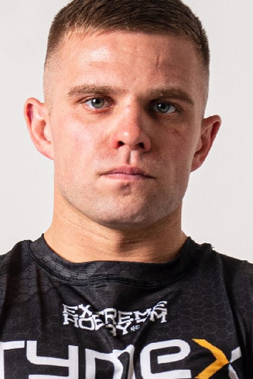 Lukasz Maciec as Self