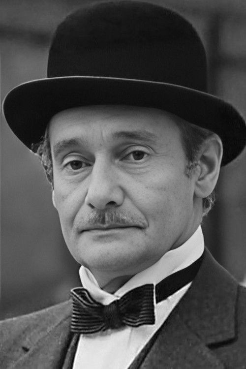 Osvald Kublanov as Arif Guseynov
