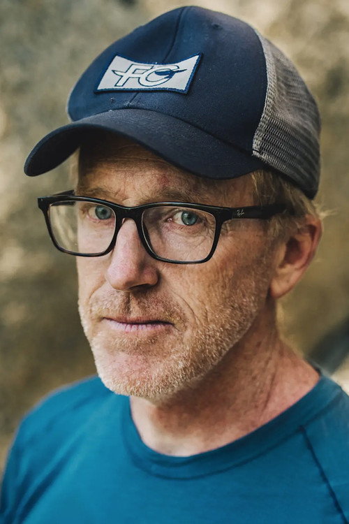 Dan Duane as Journalist