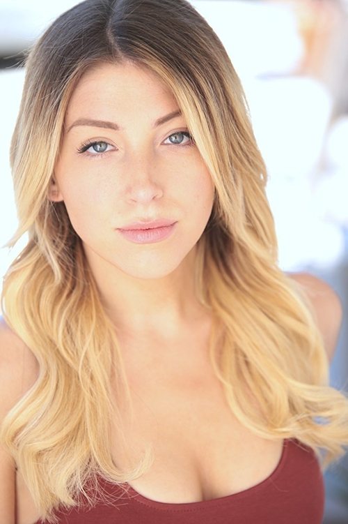 Maria Breese as Brooke DiMinni