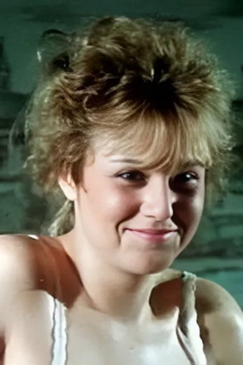 Tanja Fielmann as Heidi