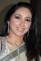 Ketki Dave as Shyamali / Molly