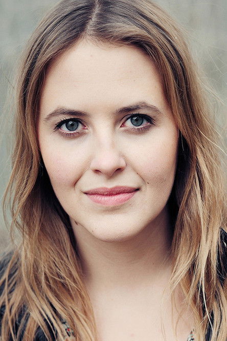 Maximiliane Häcke as Friseurin