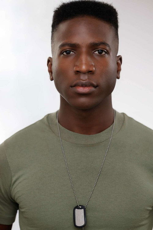 Sean Alan Mazur as Zuri