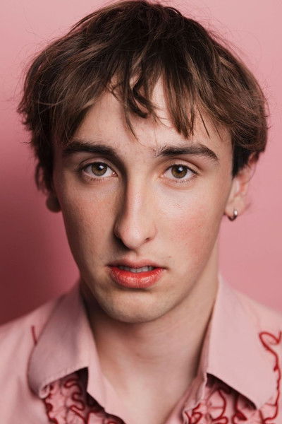 Jona Volkmann as Nick