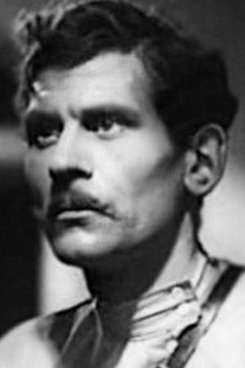 Vladimir Solovyov as uncle Yasha