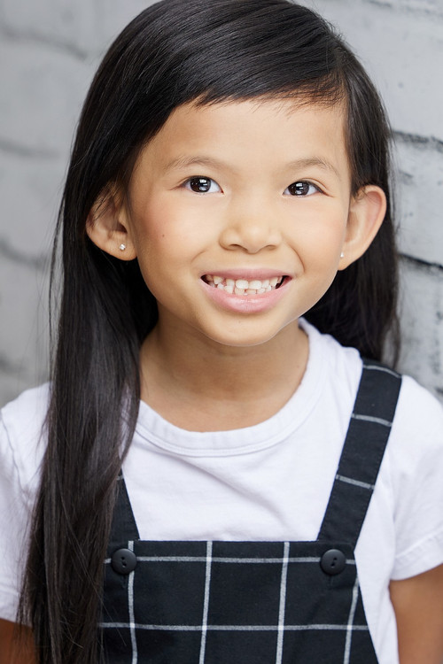 Breeze Dango as Gemma Martin