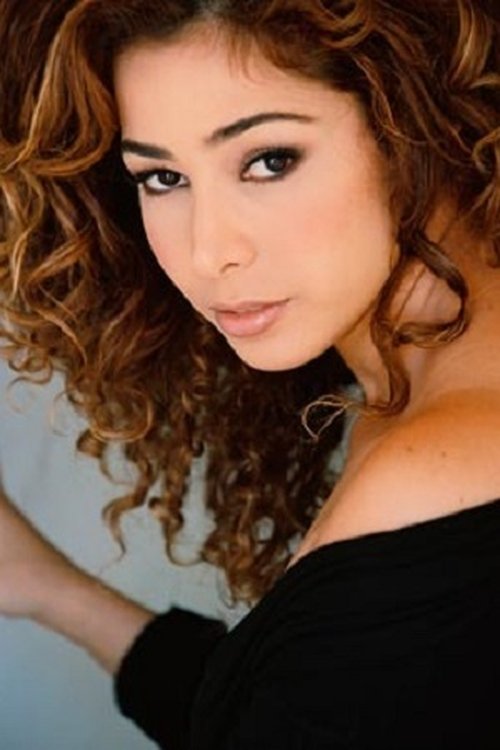 Aurora Cossio as Alma