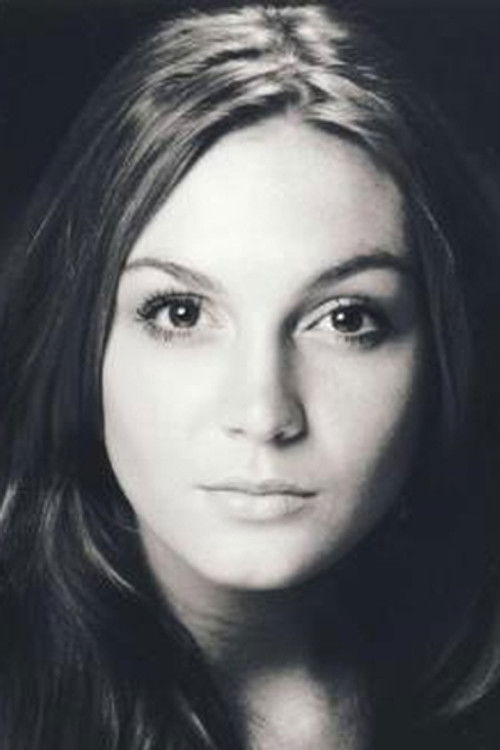 Zoe Wellman as Laura