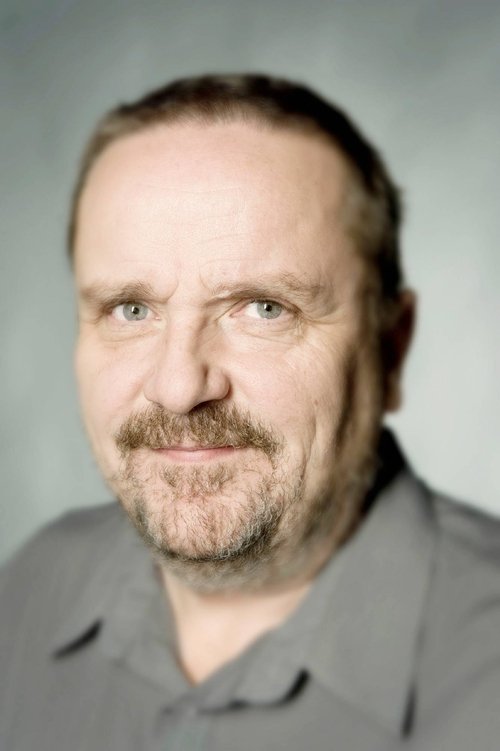 Sakari Kuosmanen as Igor