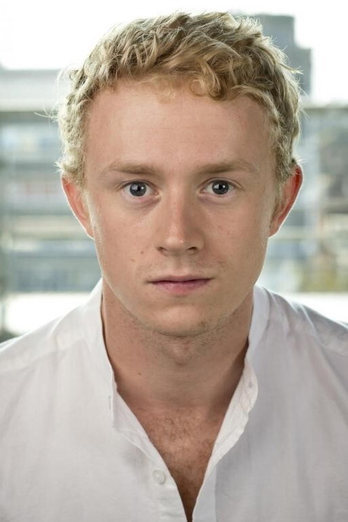 Dean Ridge as Vitharr