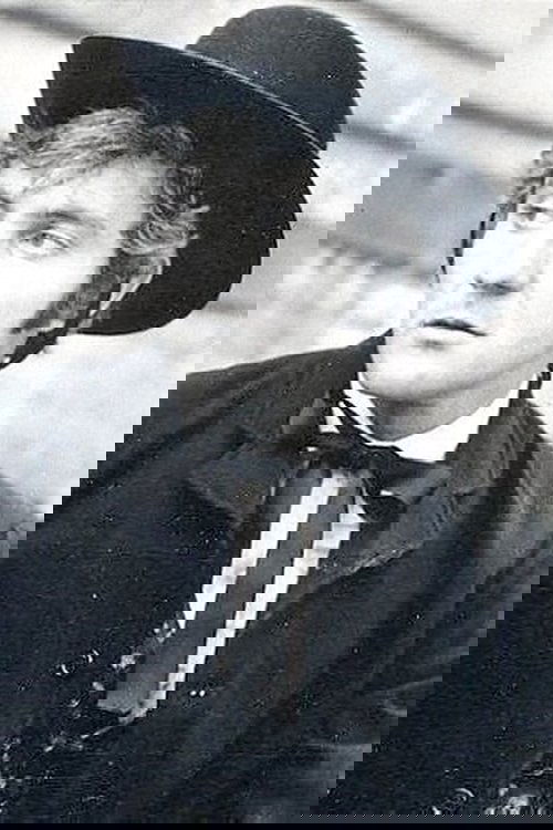 Carlos East as Peter