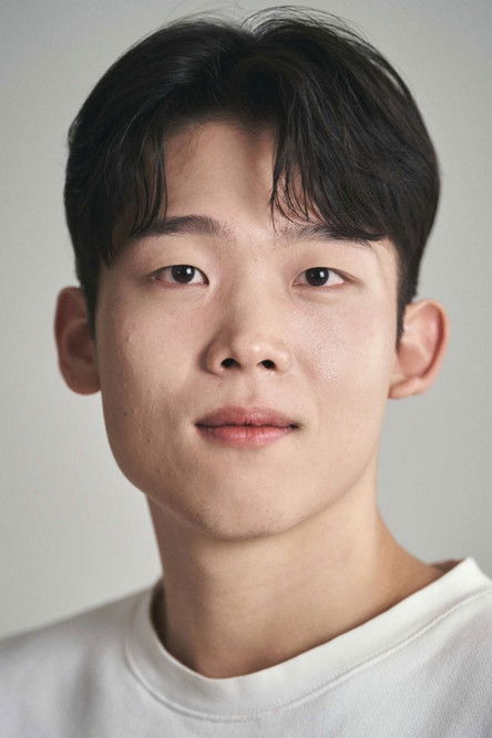 Yang Ji-woon as Woo-jae