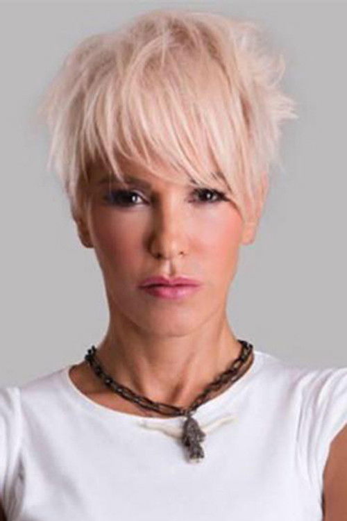 Natasa Kalogridi as Τζένη Μεγαπάνου