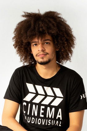 Pedro Sallomé as Amigo #8