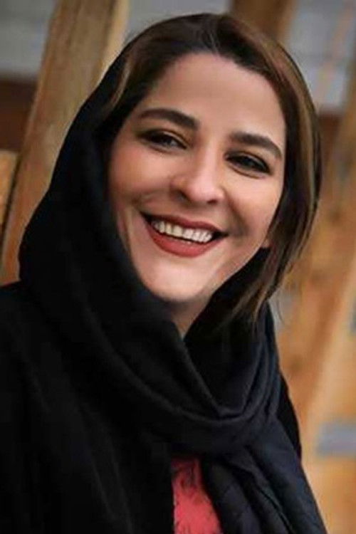 Fatemeh Neyshaboori as Mother