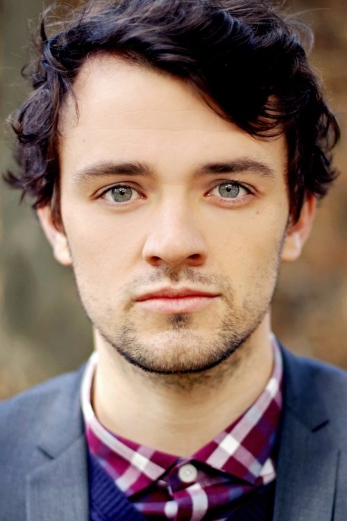 Jacob Warner as Sean