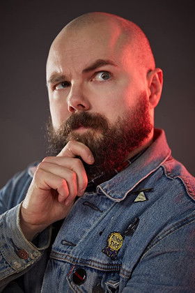 Andrew Bowser as Young Henry Hill