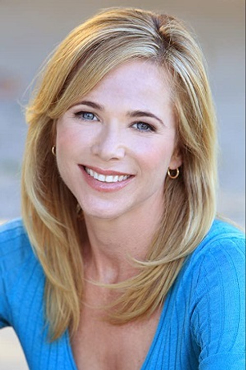Shelli Bergh as Amy Thomas
